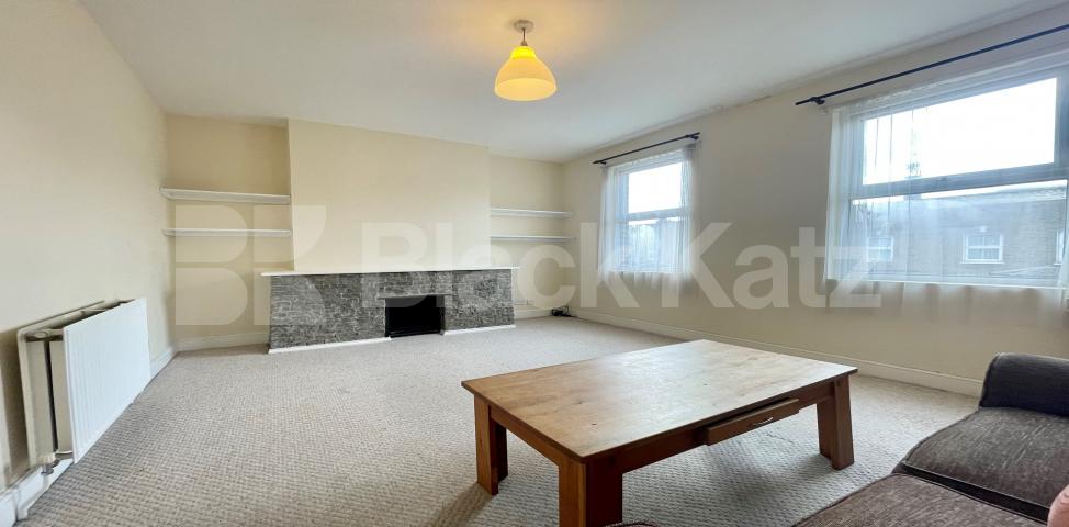 Offering over 570 sq.ft of living & entertaining space  Trundleys Road , Surrey Quays 